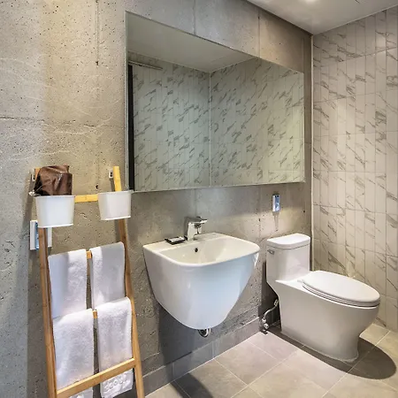Lacozi Stay , Seoul
