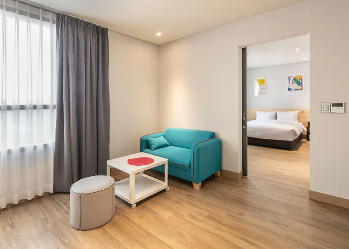 Lacozi , Hotel Seul