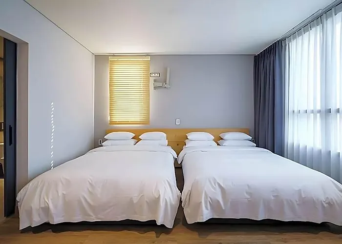 Lacozi , 3*